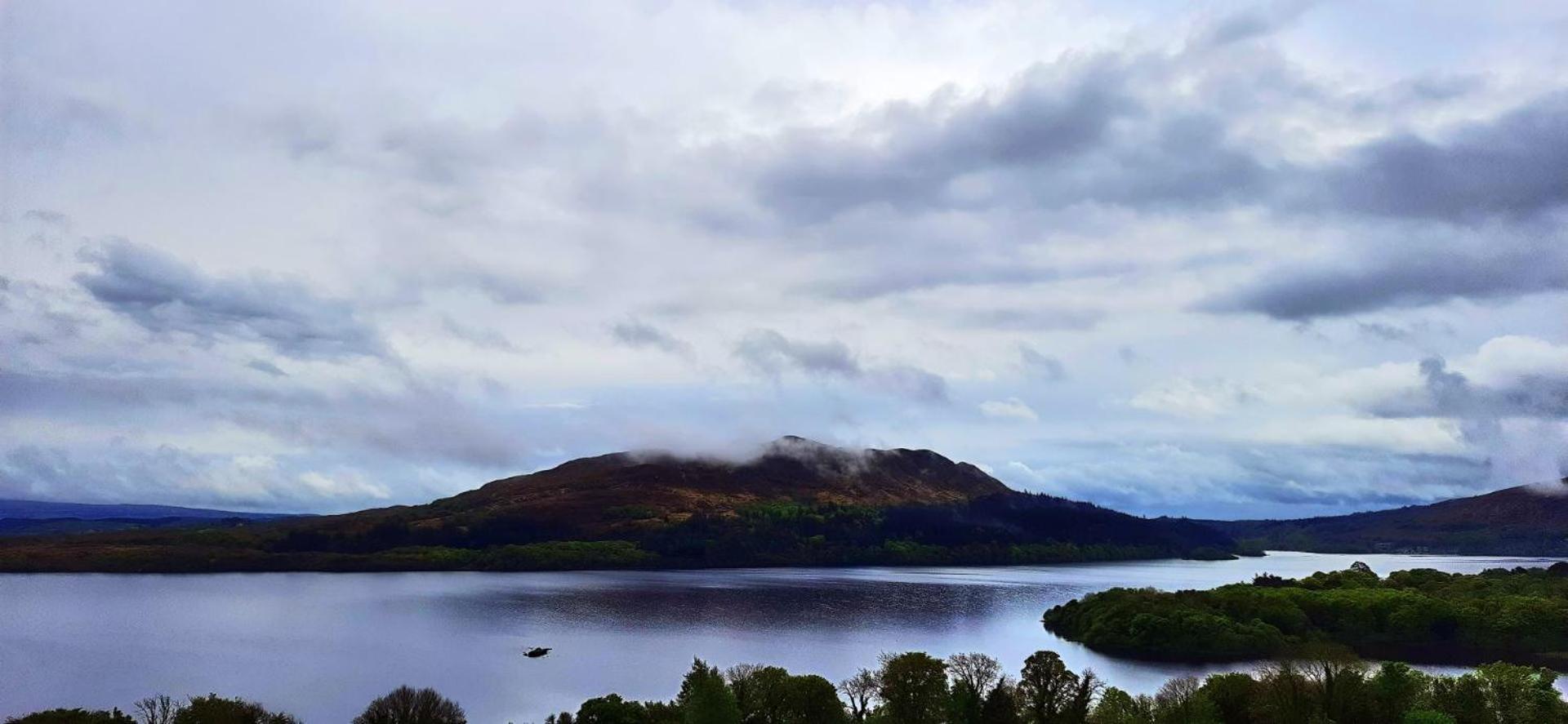 St Angela'S Lakeside Aparthotel Sala Sligo Exterior foto