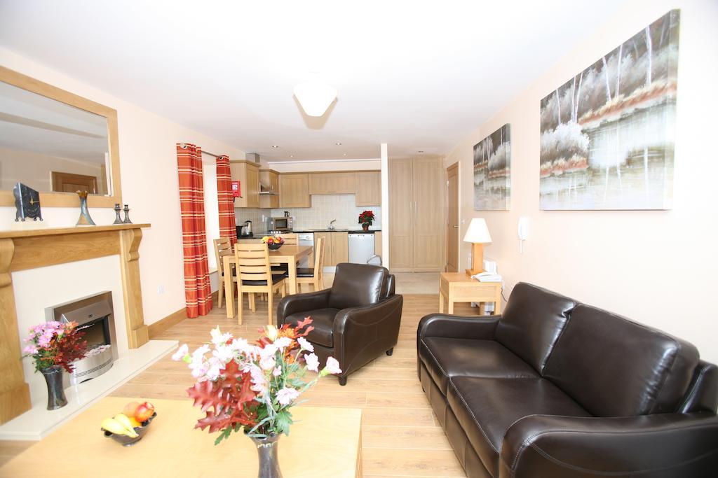St Angela'S Lakeside Aparthotel Sala Sligo Habitación foto